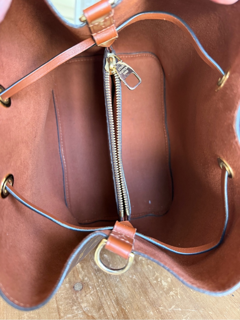 Louis Vuitton Neonoe MM Caramel Monogram - Picture 14 of 16